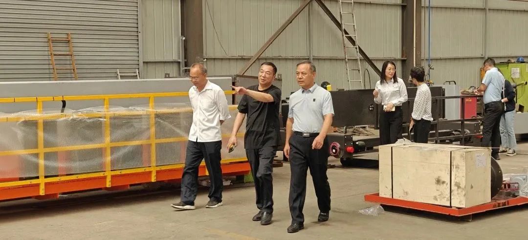 熱烈歡迎省市場(chǎng)監(jiān)督管理局認(rèn)證處史明甫處長(zhǎng)等一行蒞臨東起集團(tuán)考察調(diào)研！